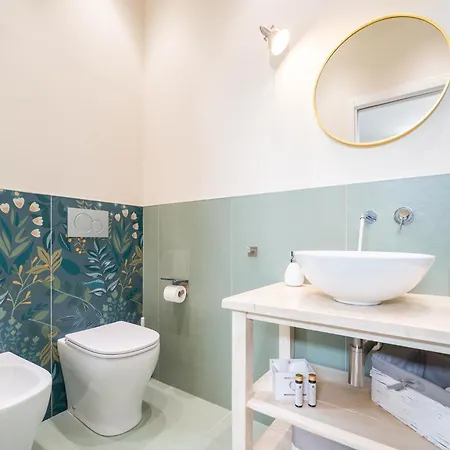 Magazzini Sasso 3*
